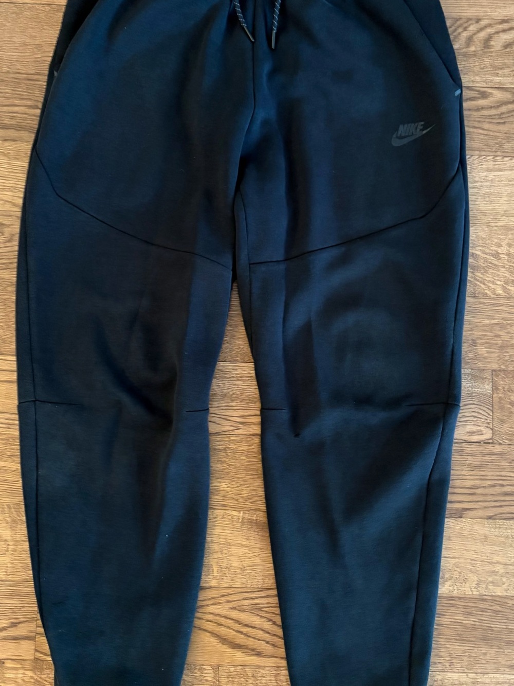 Nike Tech Men’s Black Jogger Sweatpants